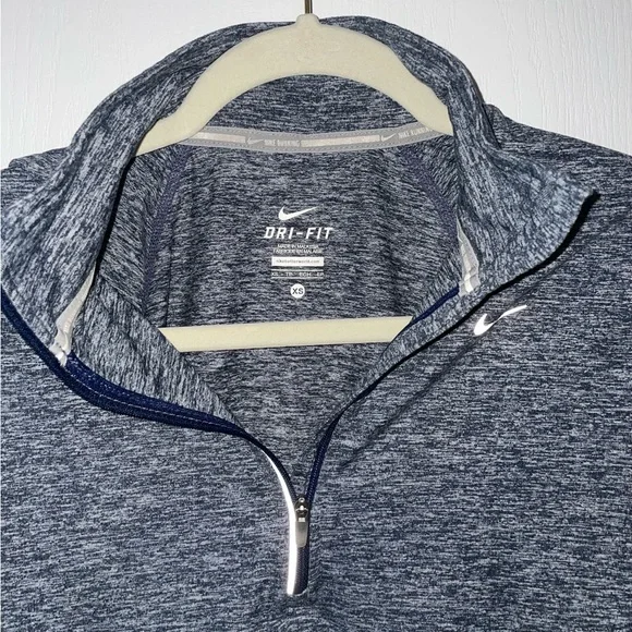 Nike Quarter Zip Sweater - Picture 3 of 7